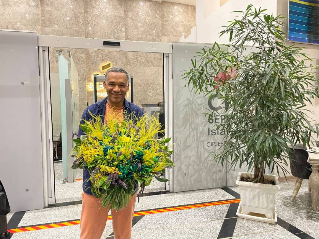 بازگشت مورایس به اصفهان