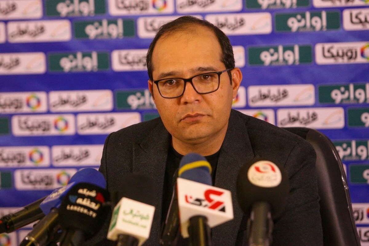 سرمربی جدید ذوب‌آهن رسماً معرفی شد