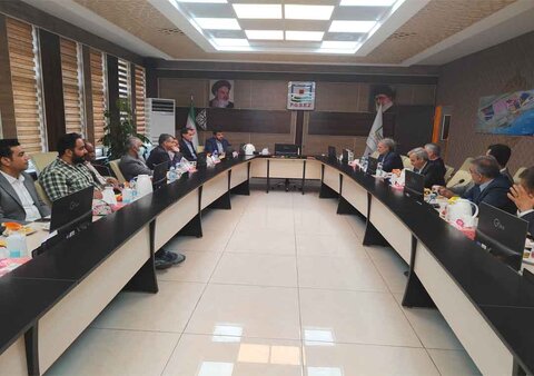 منطقه اقتصادی خلیج فارس آماده جذب سرمایهگذار خارجی است داستانی