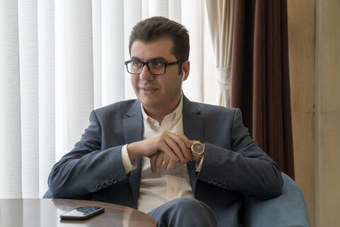 امکان پیشبینی نرخ دلار در بازار آزاد وجود ندارد / بازار ارز در انتظار اخبار سیاسی  روزبه شریعتی