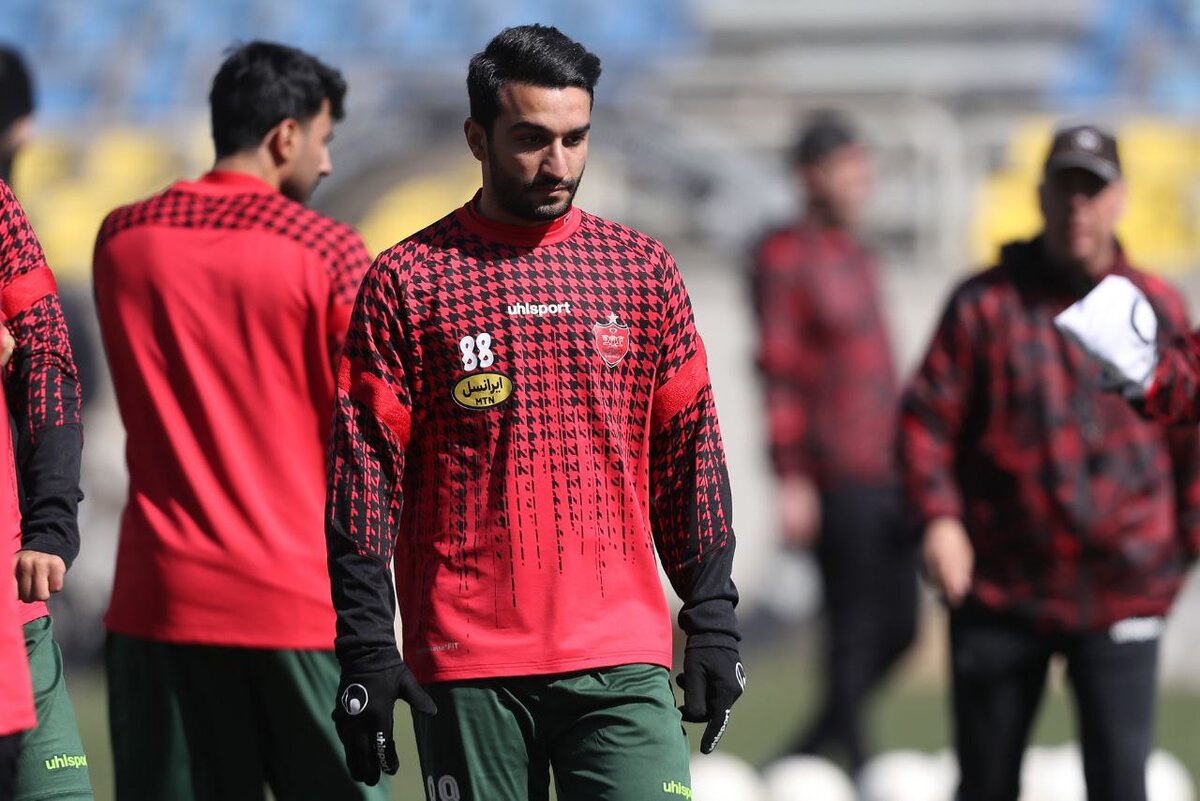 ورود هافبک پرسپولیس به بازار نقل‌وانتقالات
