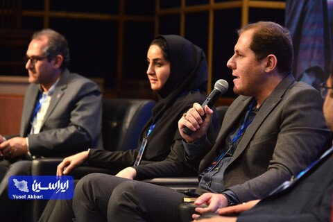 پنل‌های تخصصی و نشست‌های رودروی همایش سرمایه‌گذاری فولاد ونچرز