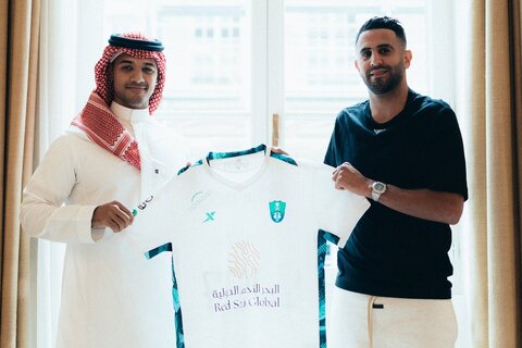 ستاره الجزایری سیتی به الاهلی پیوست ریاض محرز در الاهلی عربستان