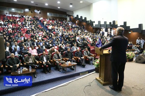 تقدیر از فولاد مبارکه در دومین جشنواره ملی مهارت