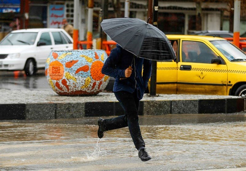 وقوع رگبار باران و رعد و برق در برخی نقاط کشور