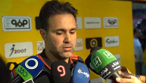 سپاهان در نقل‌وانتقالات بی‌نظیر کار کرد/ کیفیت زمین نقش‌جهان در سطح لیگ برتر نیست