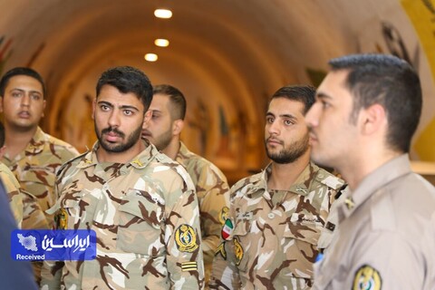 بازدید سربازان قرارگاه صنایع دفاعی اصفهان از موزه باشگاه فولاد مبارکه سپاهان و ورزشگاه نقش جهان