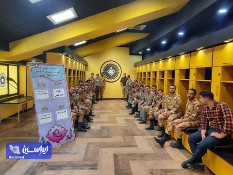 بازدید سربازان قرارگاه صنایع دفاعی اصفهان از موزه باشگاه فولاد مبارکه سپاهان و ورزشگاه نقش جهان