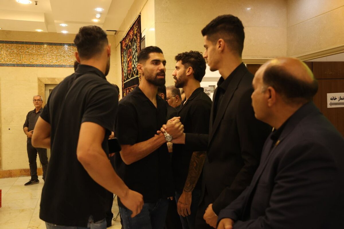 مراسم یادبود پدر پیام نیازمند و دایی محمد دانشگر به همت باشگاه فولاد مبارکه سپاهان