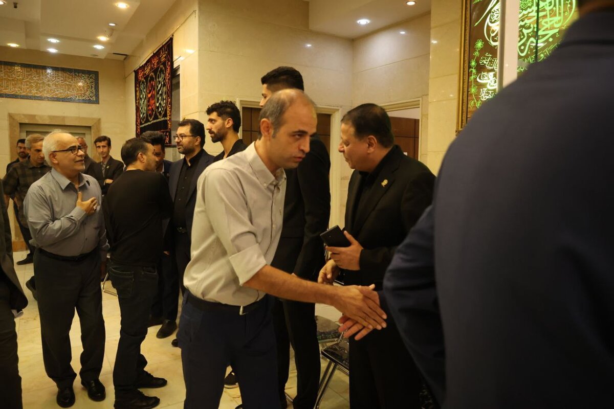 مراسم یادبود پدر پیام نیازمند و دایی محمد دانشگر به همت باشگاه فولاد مبارکه سپاهان