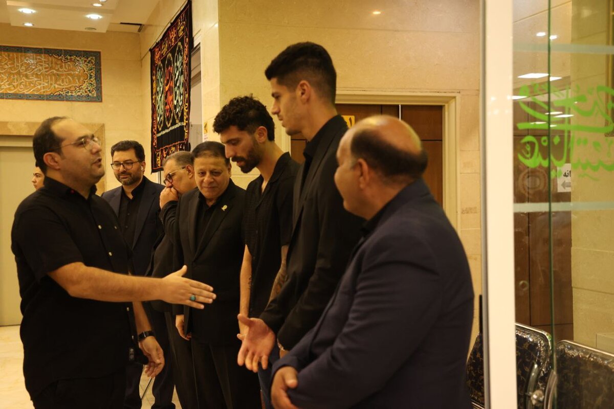 مراسم یادبود پدر پیام نیازمند و دایی محمد دانشگر به همت باشگاه فولاد مبارکه سپاهان