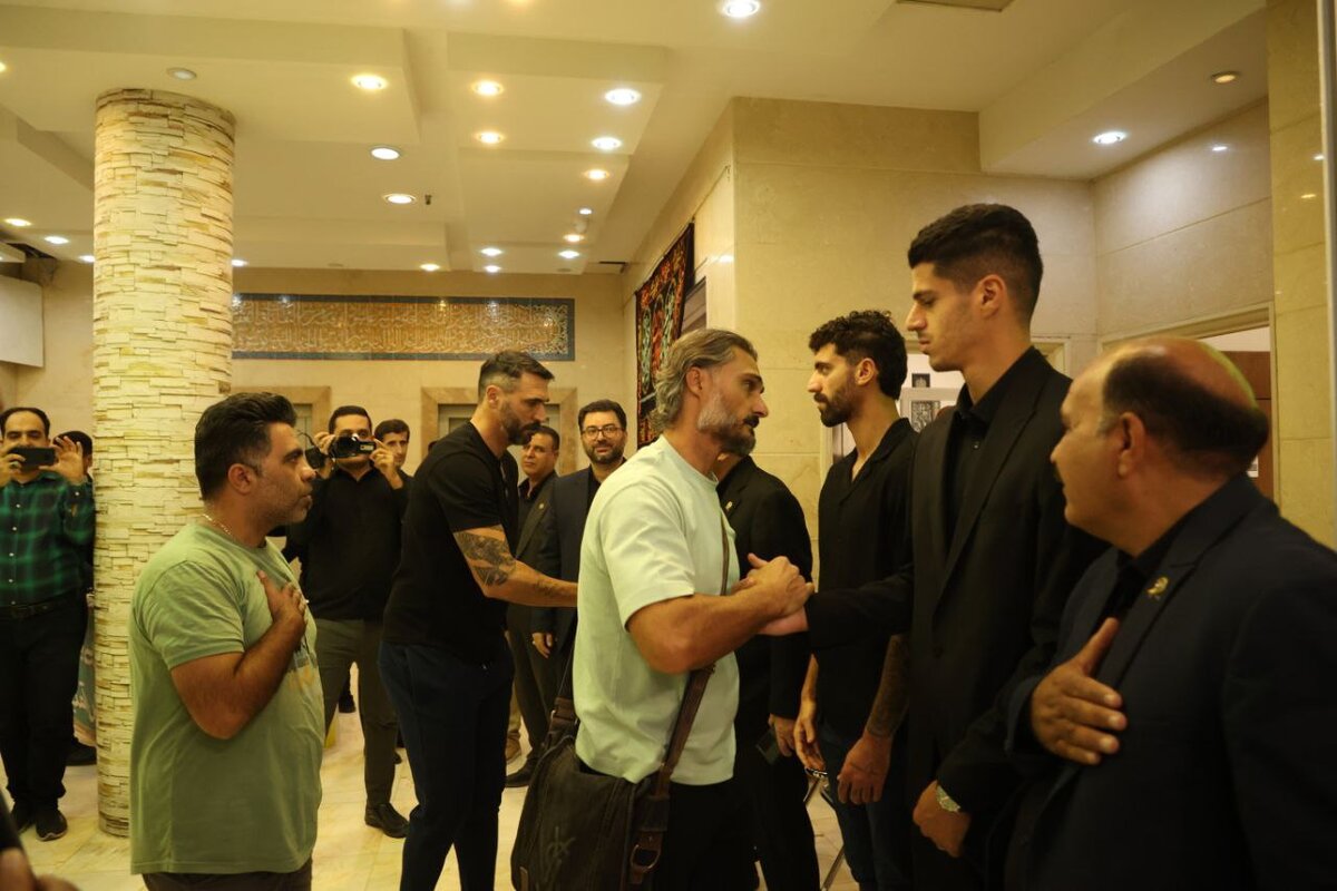 مراسم یادبود پدر پیام نیازمند و دایی محمد دانشگر به همت باشگاه فولاد مبارکه سپاهان