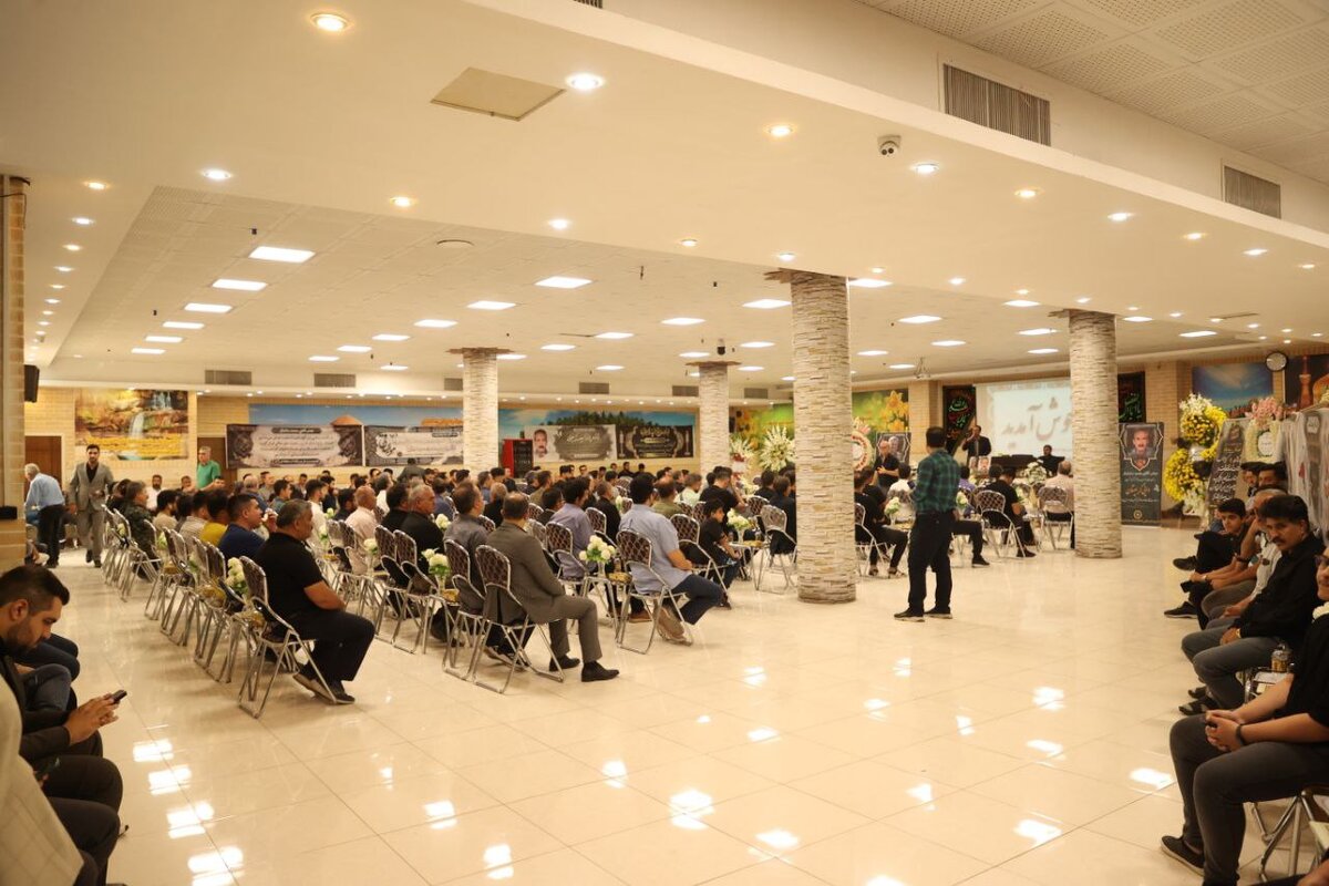 مراسم یادبود پدر پیام نیازمند و دایی محمد دانشگر به همت باشگاه فولاد مبارکه سپاهان