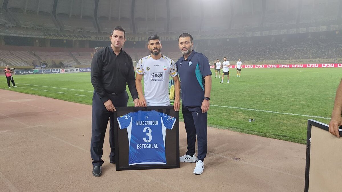 هدایای استقلالیها برای ستارههای سپاهان