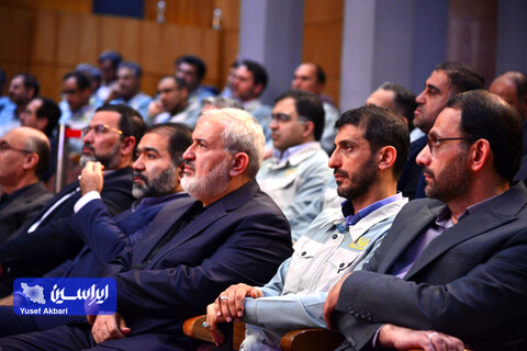 جلسه گردهمایی مدیران فولاد مبارکه با حضور وزیر صمت و استاندار اصفهان