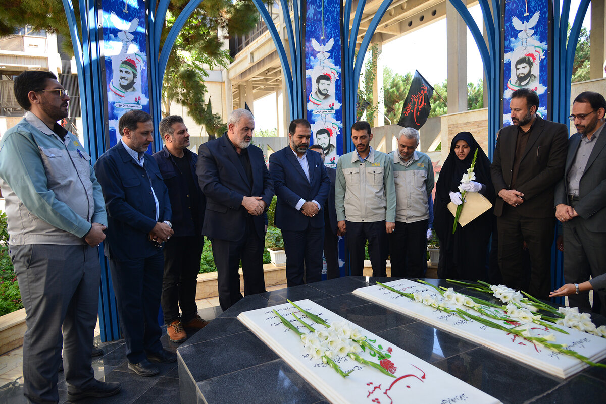 وزیر صمت وارد قلب صنعت فولاد ایران شد