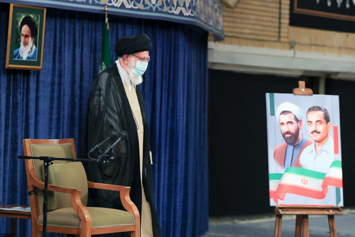 عمده تحریم‌ها برای گروگان‌گرفتن معیشت مردم است؛ باید در کنار مذاکرات، تحریم را خنثی کرد