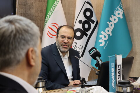 ایجاد کانونهای فکر و تنوعبخشی به سرمایهگذاریها در زنجیره با آینده نگری طغیانی در توکافولاد