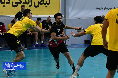 هندبال سپاهان - پرواز