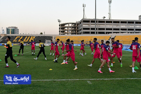 آخرین تمرین سپاهان پیش از اولین بازی لیگ قهرمانان آسیا در ورزشگاه فرانسو حریری عراق