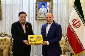 دیدار محمدرضا ساکت مدیرعامل سپاهان با سرکنسول ایران در عراق