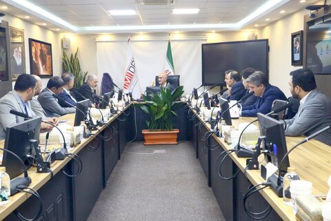 پیگیر رفع چالش های فولادسازان در دولت هستیم ایمیدرو