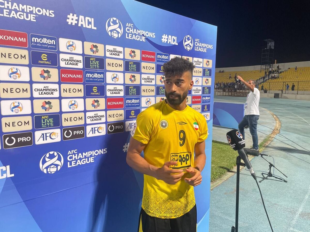 رامین رضاییان: فدراسیون فوتبال تمرکز سپاهان را برهم زد