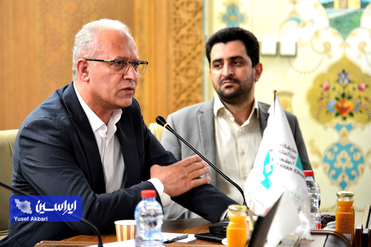 محمد نمکیزاده، رئیس اتاق اصناف اصفهان