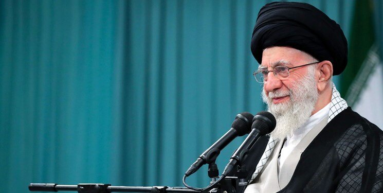 دیدار پیشکسوتان و فعالان دفاع مقدس و مقاومت با رهبر انقلاب