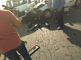 خودروی حامل استاندار اصفهان دچار سانحه شد