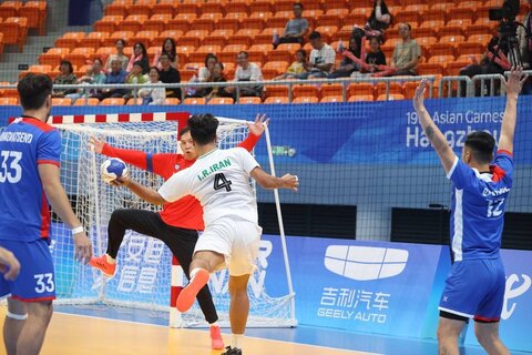 اولین برد هندبال ایران با طلاییهای سپاهان هندبال ایران - مغولستان (بازیهای آسیایی هانگژو 2022)