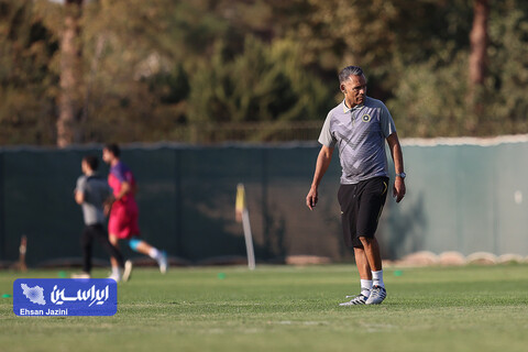 روی حضور تماشاگران سپاهان حساب می‌کنیم