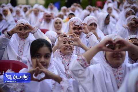 مراسم جشن تکلیف مخاطب خدا ویژه فرزندان دختر کارکنان فولاد مبارکه