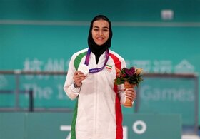 نخستین مدال اسکیت در بازی‌های آسیایی؛‌ ترانه احمدی نقره‌ گرفت
