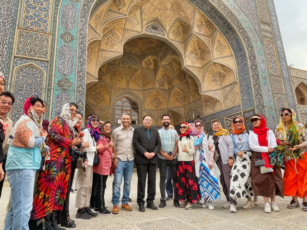 تصاویری جالب از اصفهانگردی ساکت و مورایس