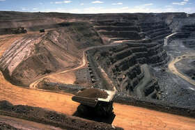 سرمایه‌گذاری در حوزه معدن پشتوانه‌ای برای آینده کشور است