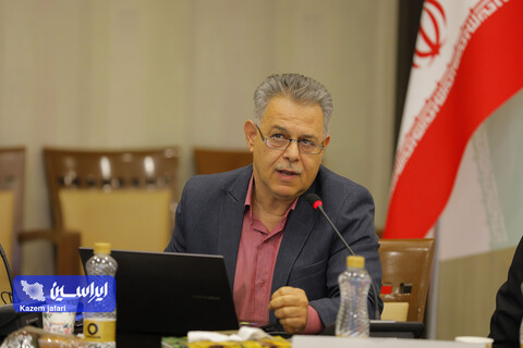 نشست هم اندیشی فولادمبارکه با مراکز خدماتی