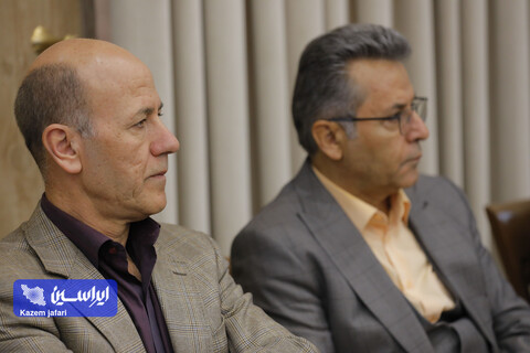 نشست هم اندیشی فولادمبارکه با مراکز خدماتی