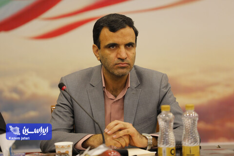 نشست هم اندیشی فولادمبارکه با مراکز خدماتی