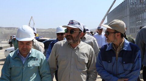 مکلف به حل چالشهای توسعه صنعت فولاد هستیم استاندار هرمزگان