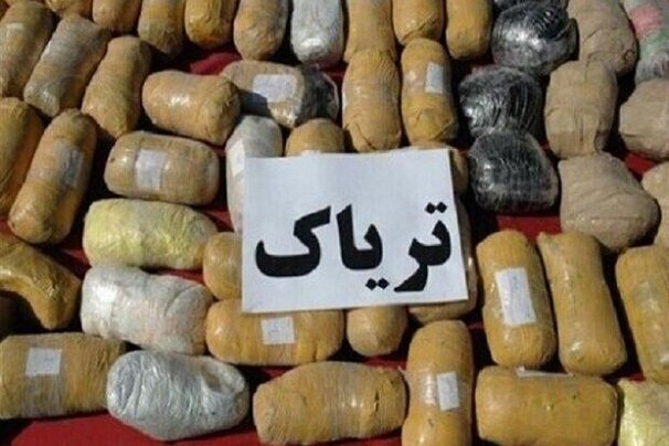 توقیف خودروی حامل ۱۲ کیلو تریاک در نایین