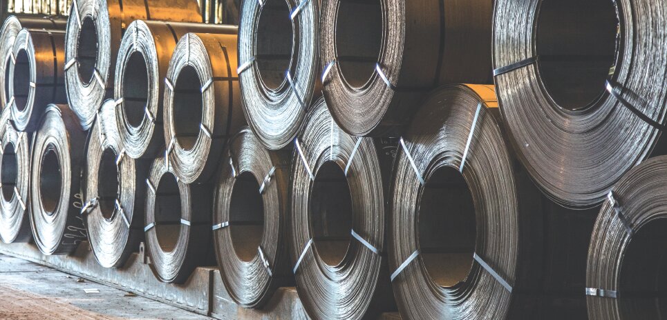 برای نخستین بار ورق فولادی گرید CK۶۷ در فولاد مبارکه طراحی و تولید شد