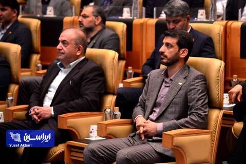 آئین افتتاحیه سمپوزیوم فولاد 402