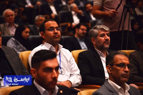 آئین افتتاحیه سمپوزیوم فولاد 402