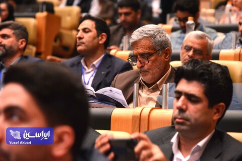 آئین افتتاحیه سمپوزیوم فولاد 402