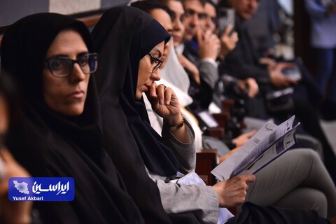 دومین روز از سمپوزیوم فولاد 402