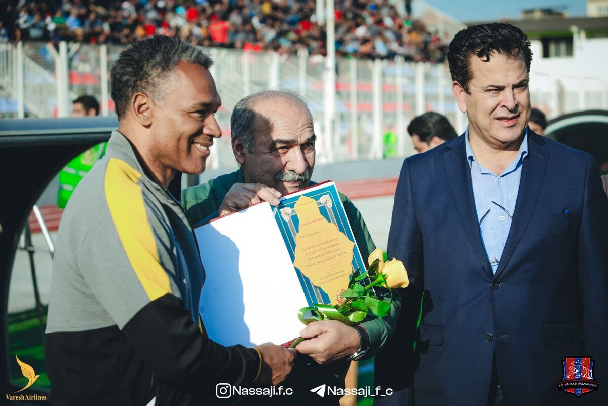 قائمشهریها از مورایس تمجید کردند