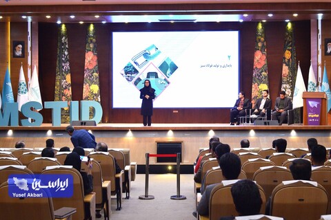 چتر حمایتی فولادمبارکه از دانشجویان با طرح «ترنج»/ ارتباط دانشگاه و صنعت بازی برد-برد است پنجمین همایش فولادی شو