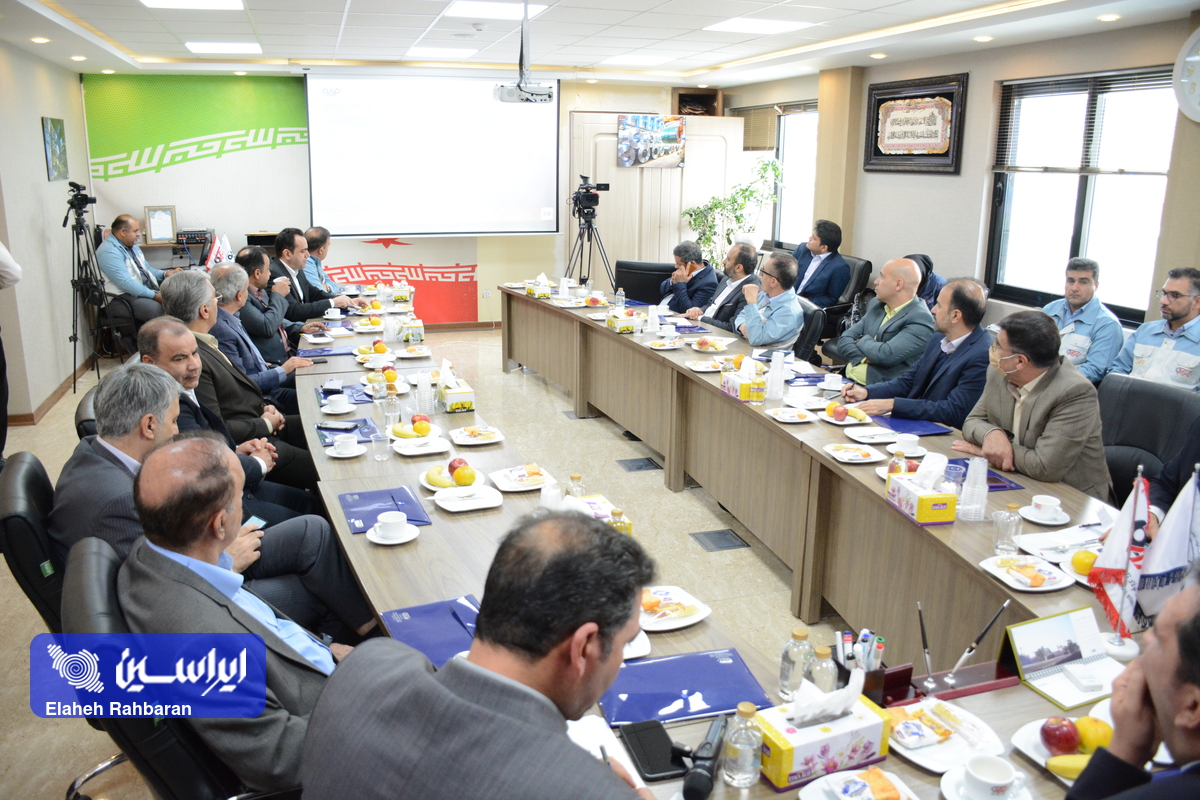 آئین تکریم و معارفه مدیرعامل شرکت فولاد تاراز برگزار شد