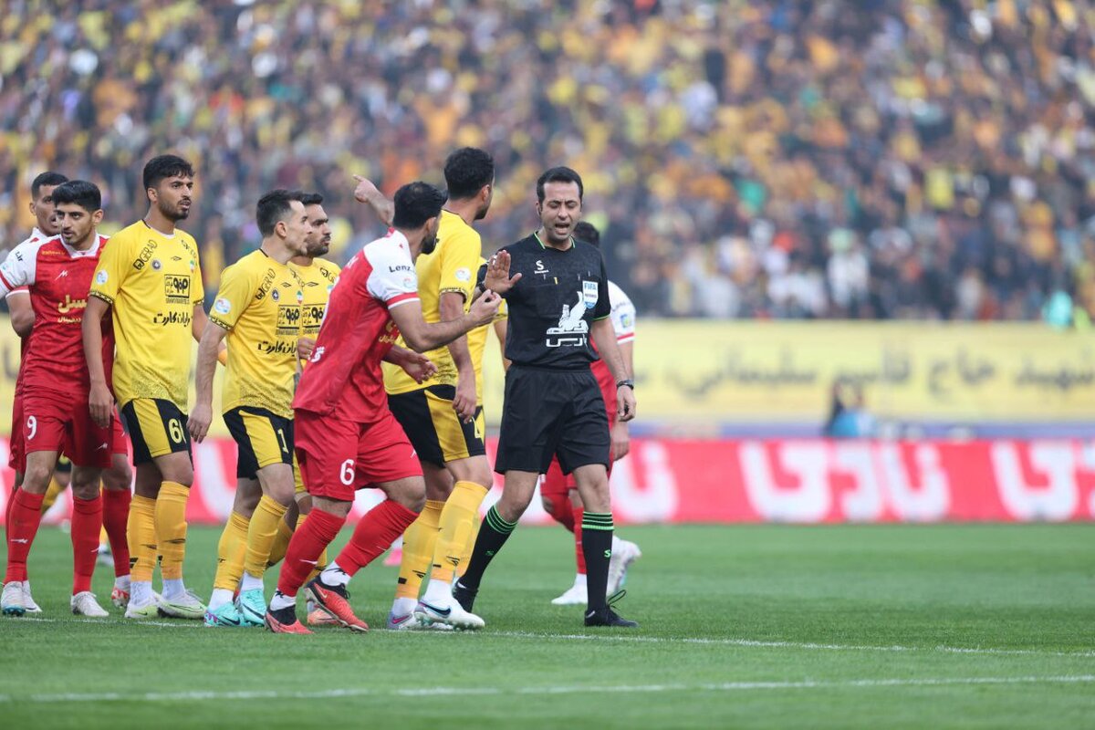 سپاهان طلسم پرسپولیس را با سوپرگل شکست/ رقص طلاییها در نقشجهان